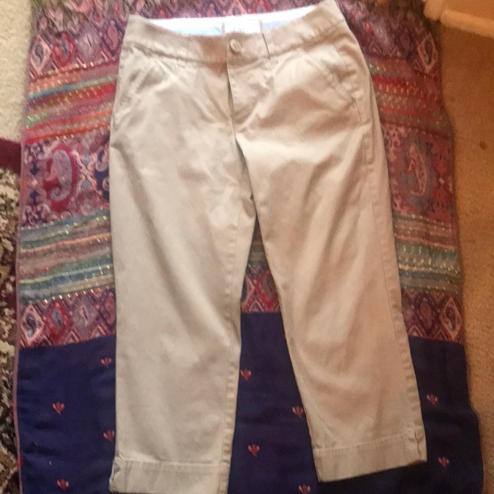 Esprit Khaki Capris Size 4
